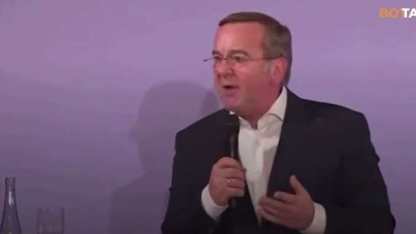 Берлін готується до гіршого: у Німеччині прямо заговорили про війну в Європі Берлін готується до гіршого: у Німеччині прямо заговорили про війну в Європі