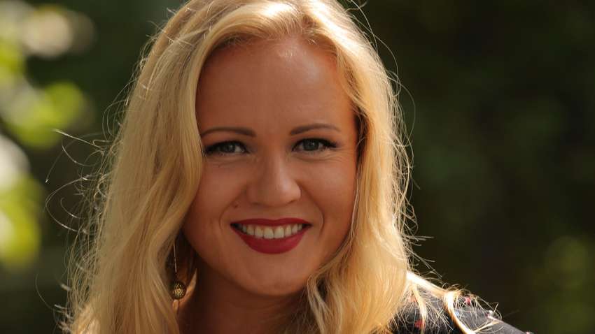 Актриса Олеся Жураковская возглавила "Театр драмы и комедии на левом берегу Днепра" Актриса Олеся Жураковская возглавила "Театр драмы и комедии на левом берегу Днепра"