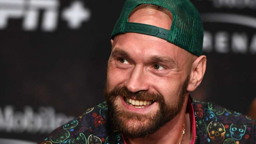 Тайсон Фьюри: Готов драться и с Руисом и с Джошуа