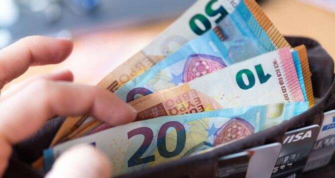 У Німеччині планують скасувати виплати для українців: деталі У Німеччині планують скасувати виплати для українців: деталі