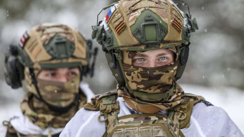 Російські військові ходять в туалет раз на тиждень: ГУР вразило перехопленою розмовою 