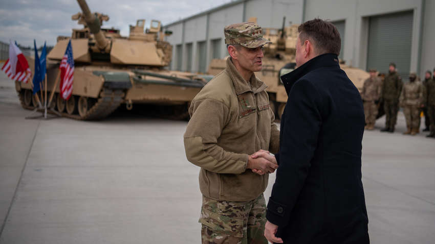 НАТО продолжает строительство логистических центров на восточных границах ЕС НАТО продолжает строительство логистических центров на восточных границах ЕС