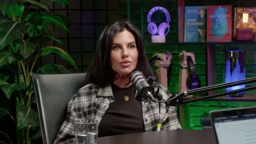 Українська блогерка зізналася, що спонсорує Росію: що відомо