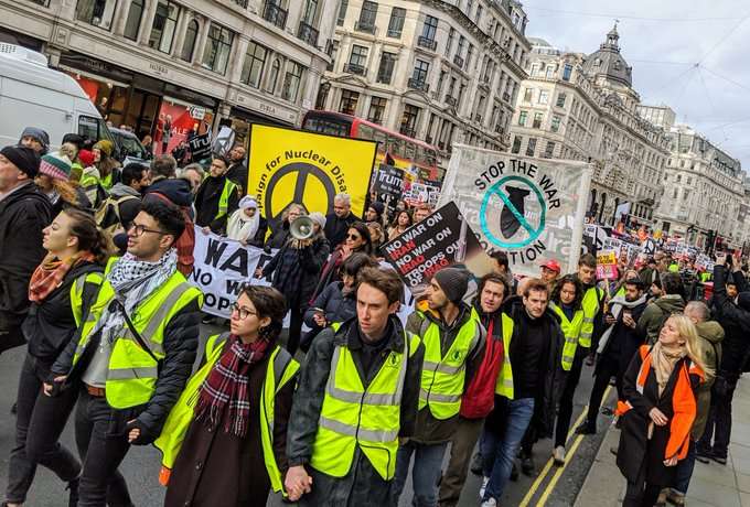 В Ірані почалися масові протести після заяв про те, що український літак збили військові