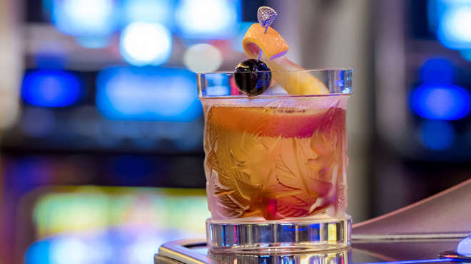Бар в Каліфорнії створив коктейль за 10 тисяч доларів
