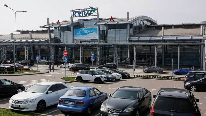 В аэропорту "Жуляны" изменены правила парковки автомобилей  
