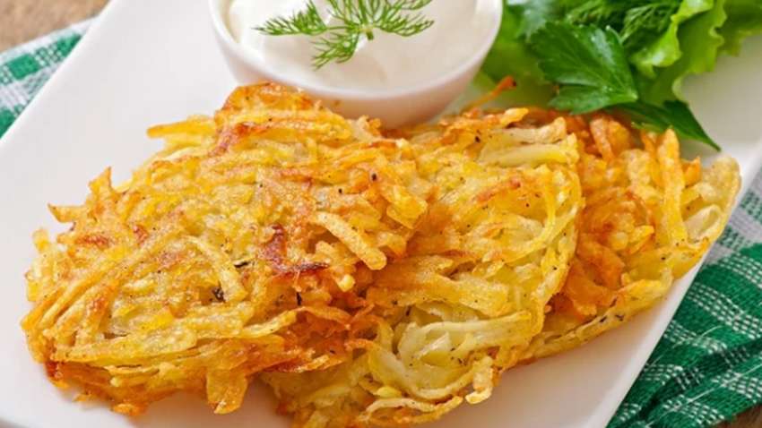 Страва дня: курячі відбивні в картопляній «шубці»