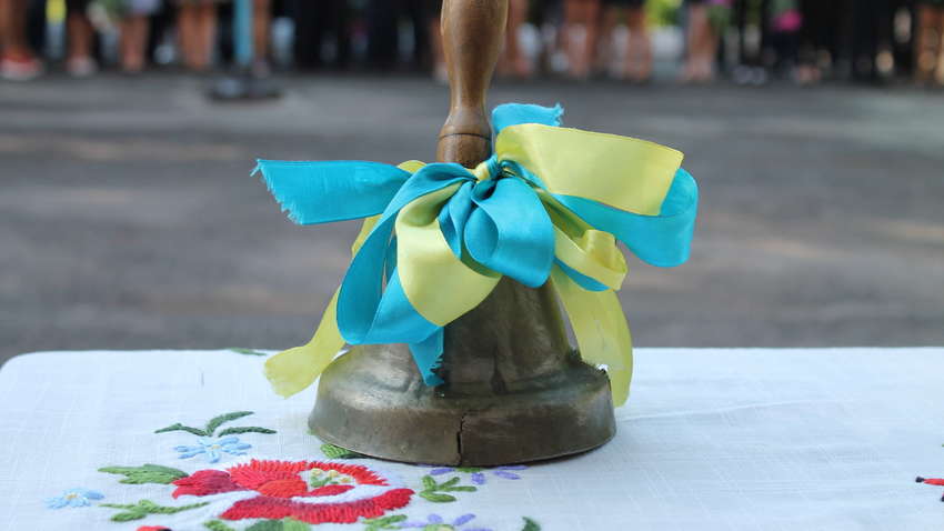 З’явилися рекомендації МОН для роботи шкіл з 1 вересня: уроки на повітрі та за графіком