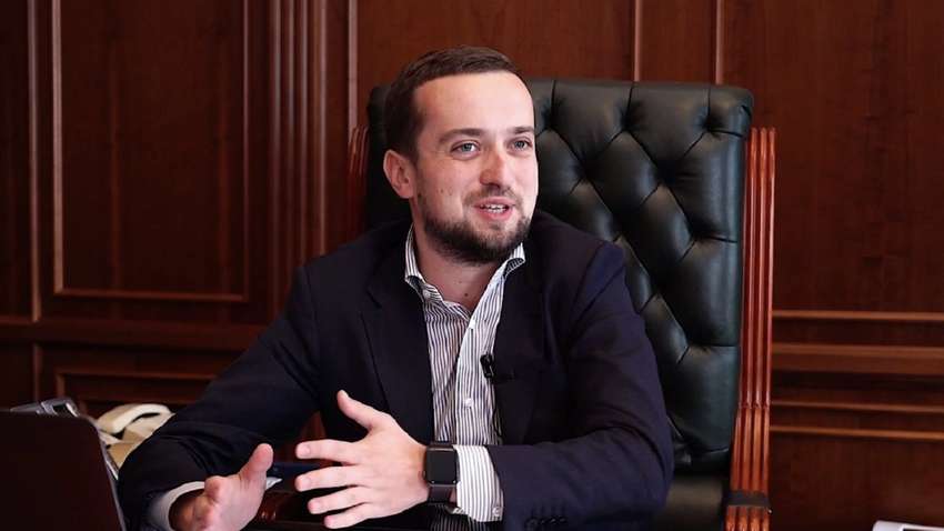 Локдаун на новорічні свята: в ОП розповіли про деталі можливого карантину Локдаун на новорічні свята: в ОП розповіли про деталі можливого карантину