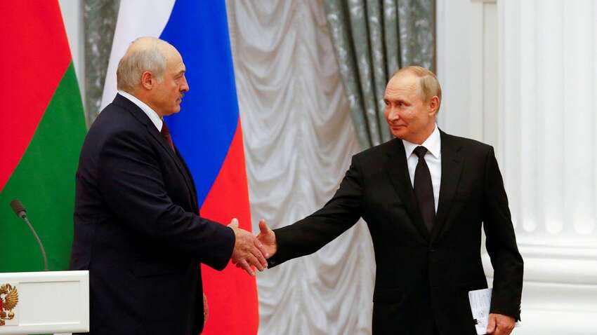 Слабкість Путіна вже не приховати: названо небезпеку майбутніх навчань РФ і Білорусі 