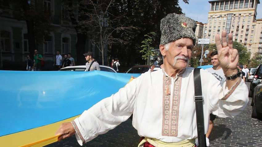 Как украинцы относятся к тем, кто живет под оккупацией, – опрос