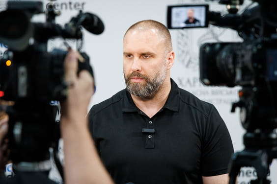 Люди повертаються та не хочуть вивозити дітей: як проходить примусова евакуація на Харківщині Люди повертаються та не хочуть вивозити дітей: як проходить примусова евакуація на Харківщині