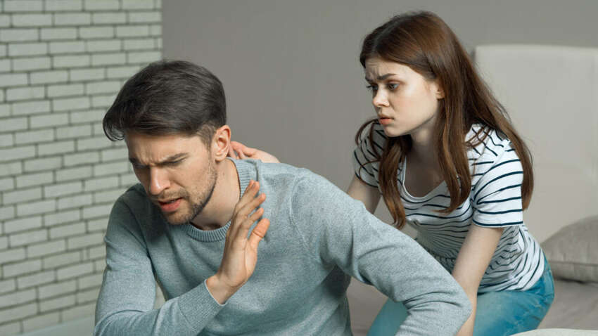 Таких жінок чоловіки швидко кидають і тікають від них, гублячи капці