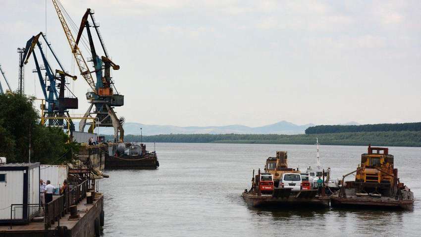 Попри вихід Росії з зернової угоди вантажні судна продовжують рух Попри вихід Росії з зернової угоди вантажні судна продовжують рух