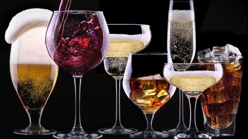 Украинские нардепы признались, какие алкогольные напитки употребляют чаще всего