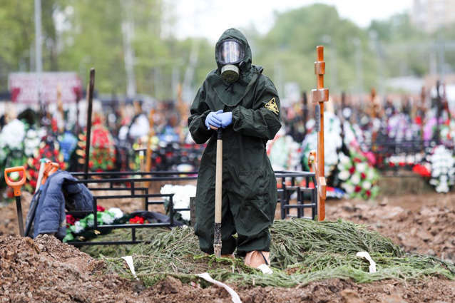 Як у казці про Білосніжку: російський ритуальний сервіс буде робити скляні труни для померлих від COVID-19 Як у казці про Білосніжку: російський ритуальний сервіс буде робити скляні труни для померлих від COVID-19