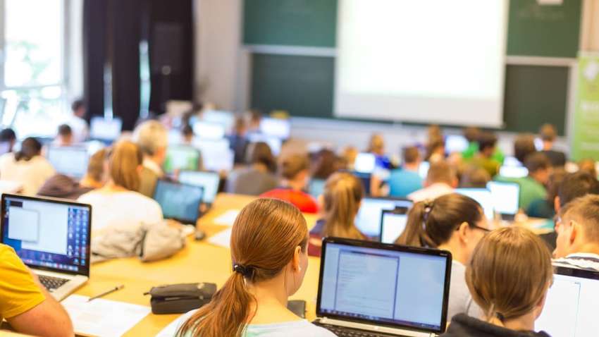 Некоторых студентов в Украине переведут на бюджет: кто получит льготу Некоторых студентов в Украине переведут на бюджет: кто получит льготу