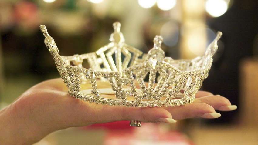 Українка посіла перше місце у конкурсі «Місіс Всесвіт» (ФОТО)