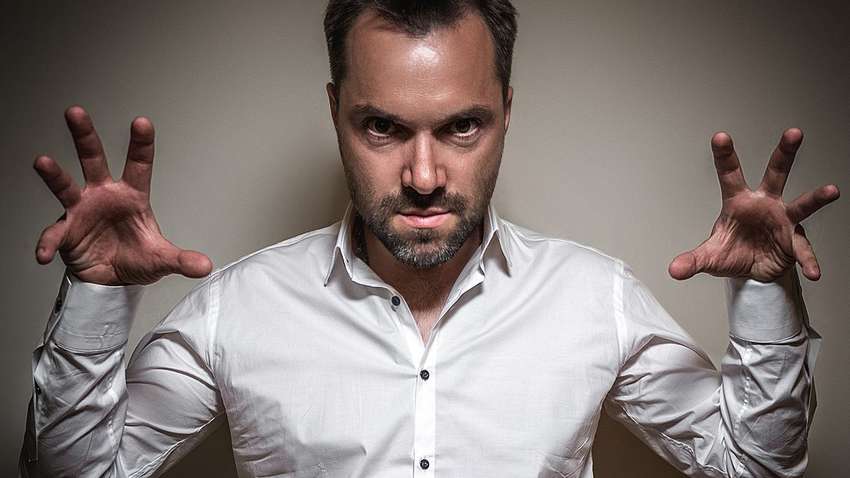 Рада розгляне питання відсторонення Арестовича після скандалу з матом в соцмережі