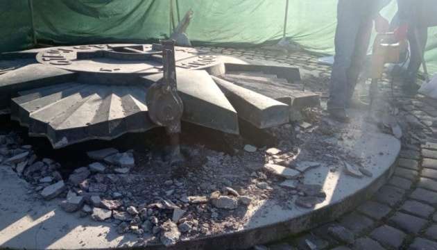 В ОПЗЖ возмущены демонтажем копии ордена Отечественной войны на военном мемориале во Львове