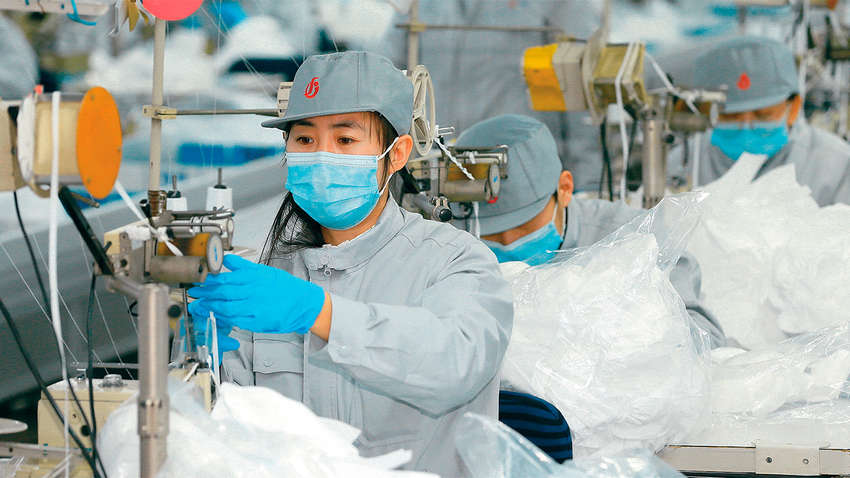 В Турции власти намерены конфисковать фабрики по производству защитных масок