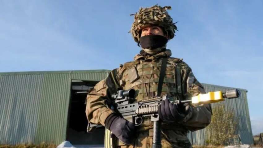 Таємничий інцидент поза фронтом: у Британії розслідують смерть військовослужбовця в Україні Таємничий інцидент поза фронтом: у Британії розслідують смерть військовослужбовця в Україні