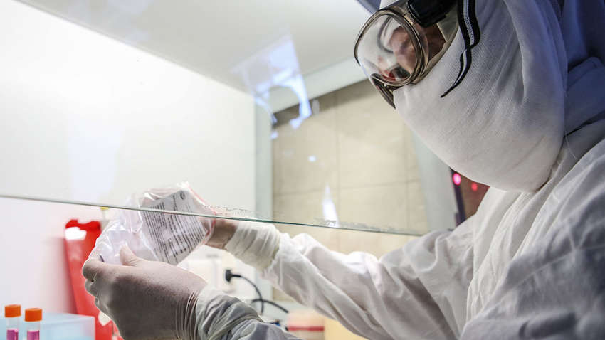 Глава Монако князь Альбер II болен коронавирусом