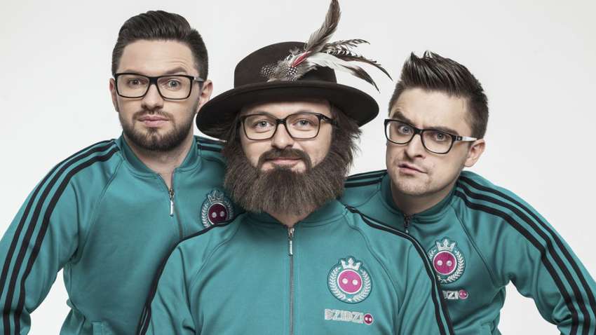 DZIDZIO трепетно привітав маму з Днем народження