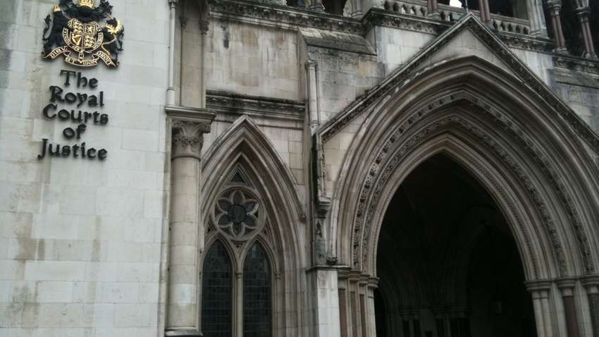 Суд Лондона відклав рішення по справі про «борг Януковича»