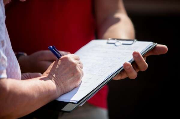 Чего украинцы боятся больше войны: результаты опроса шокируют Чего украинцы боятся больше войны: результаты опроса шокируют