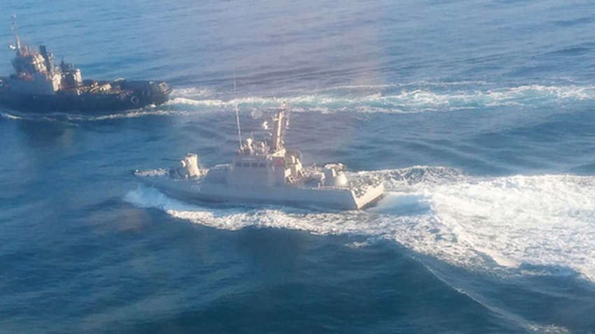 В сети появилось новые видео кораблей, которые сегодня должны вернуть Украине