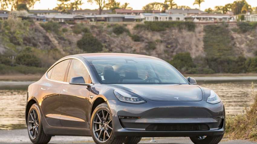 Китай выделит субсидии для Tesla