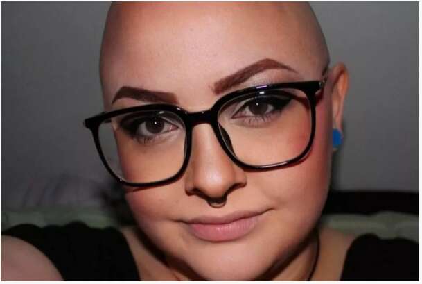 Женщина списала все симптомы рака на нервы и возраст: теперь обращается к каждому  Женщина списала все симптомы рака на нервы и возраст: теперь обращается к каждому