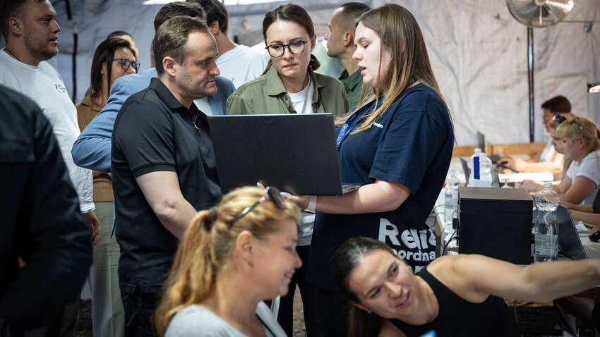 Влада відреагувала на крик про допомогу: що буде з евакуйованими з Донеччини та Дніпровщини Влада відреагувала на крик про допомогу: що буде з евакуйованими з Донеччини та Дніпровщини