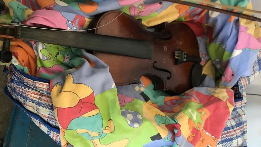 З України намагалися незаконно вивезти старовинний інструмент З України намагалися незаконно вивезти старовинний інструмент