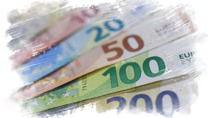 НБУ установил курс валют на 6 августа: евро обновляет рекорды НБУ установил курс валют на 6 августа: евро обновляет рекорды