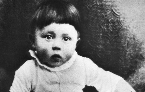 В доме Гитлера откроют отделение полиции