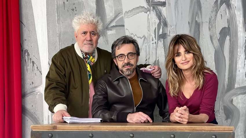 Instagram вибачився за віддалений постер фільму з Пенелопою Крус: в чому причина