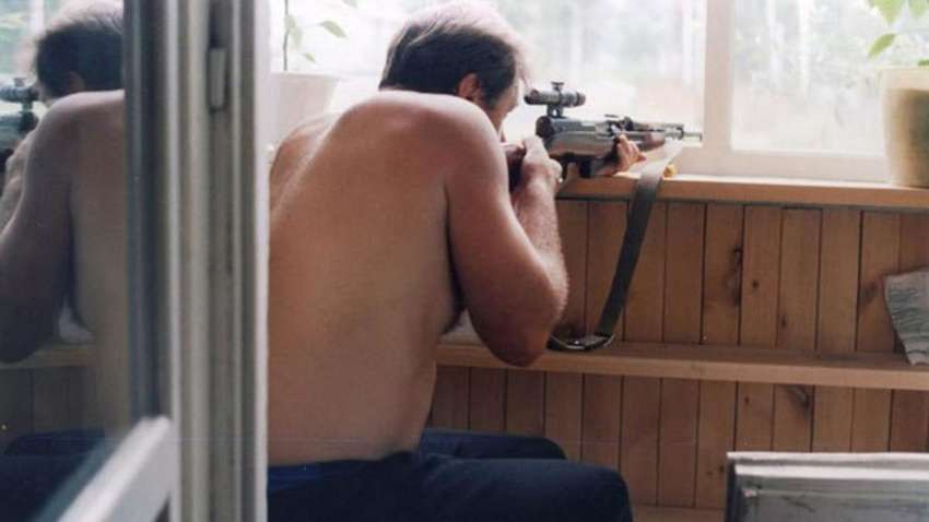 У російському Курську чоловік стріляв з вікна по дітях: у чому причина У російському Курську чоловік стріляв з вікна по дітях: у чому причина