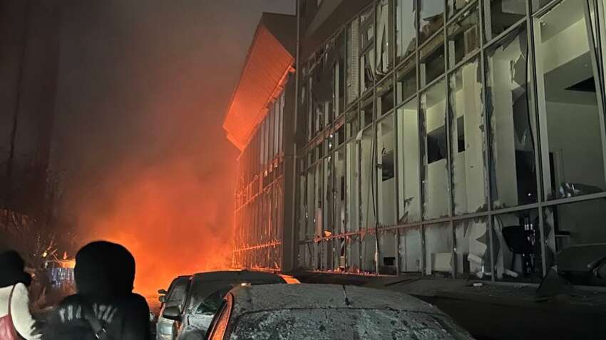 В Одесі пекельна ніч: росіяни масовано атакують місто 