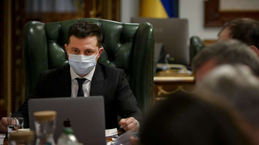 Зеленский собрал срочное совещание по Донбассу: о чем говорили  Зеленский собрал срочное совещание по Донбассу: о чем говорили