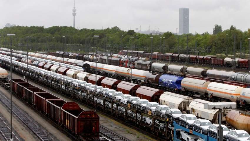 Металлурги просят Зеленского повлиять на "Укрзализныцю"