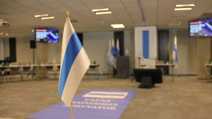 Російська Федерація припиняє своє існування. Крапка, - рішення ІІ з’їзду народних депутатів Росії Російська Федерація припиняє своє існування. Крапка, - рішення ІІ з’їзду народних депутатів Росії