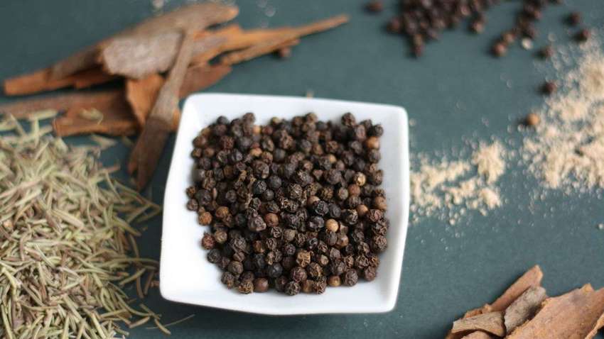 ТОП-5 полезных свойств черного перца