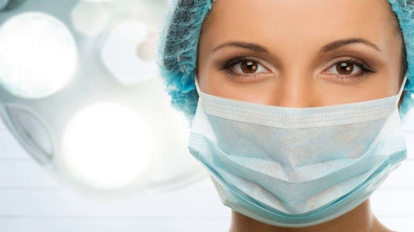 Маскам в аптеках - быть: Госрезерв передал Минздраву 10 млн медицинских масок