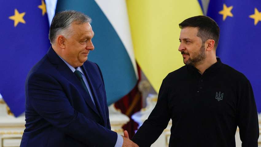 Зеленський у Будапешті: «Обійми з Путіним не допоможуть. Нам потрібна зброя»