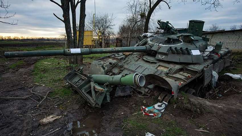 Из-за значительных потерь в Харьковской области часть оккупантов вынужденно отступила в РФ Из-за значительных потерь в Харьковской области часть оккупантов вынужденно отступила в РФ