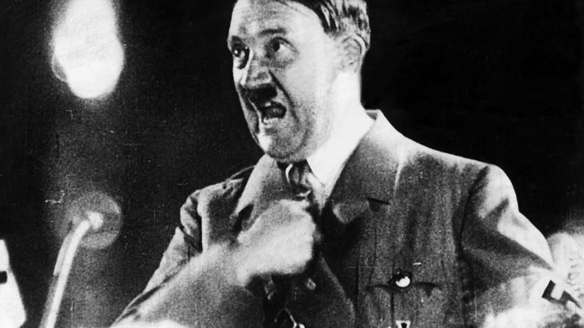 Ливанец приобрел на аукционе вещи Гитлера на 600 тыс. евро