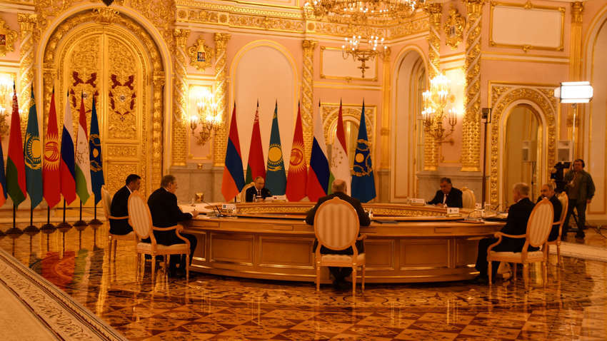 Внутри ОДКБ раскол: кого в этот раз обвинила Россия Внутри ОДКБ раскол: кого в этот раз обвинила Россия