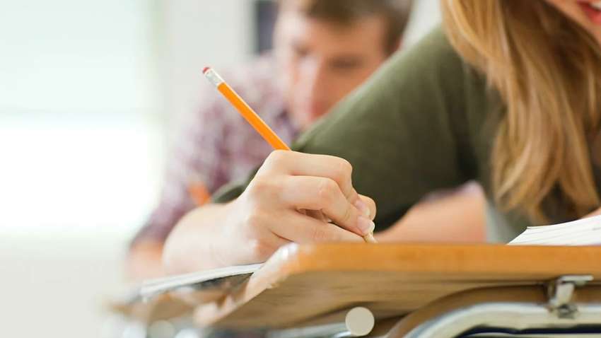 Пробного ВНО не будет, а кинотеатры останутся закрытыми – решение Кабмина